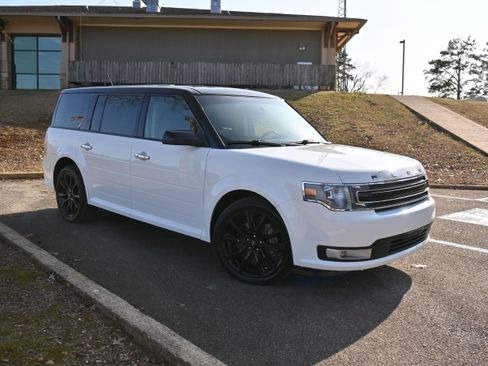 Used 2019 Ford Flex SEL w/ Equipment Group 202A image 19