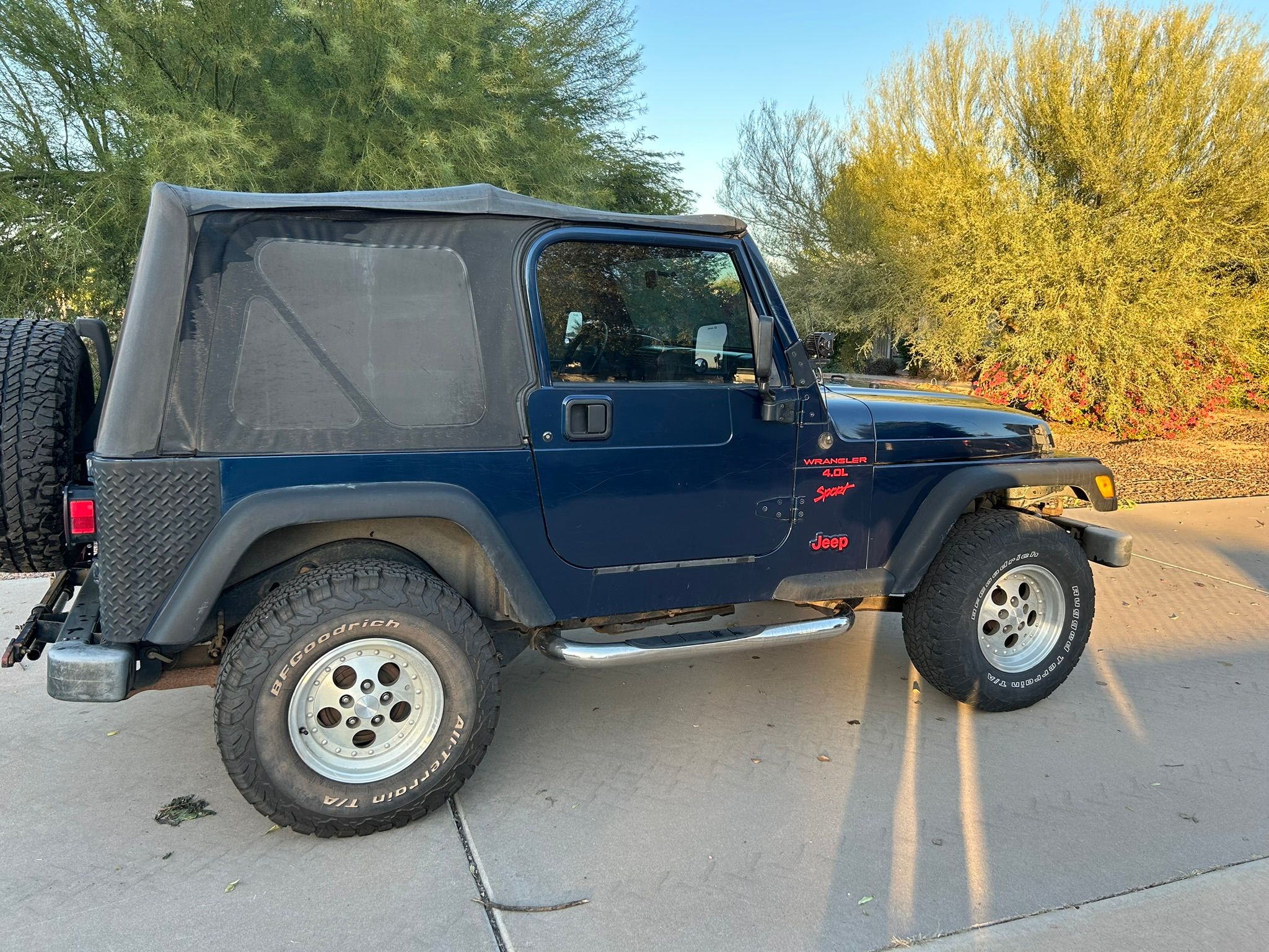 Used 2000 Jeep Wrangler Sport AWD/4WD image 4