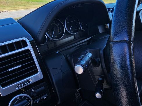 Used 2008 Land Rover Range Rover Supercharged image 12