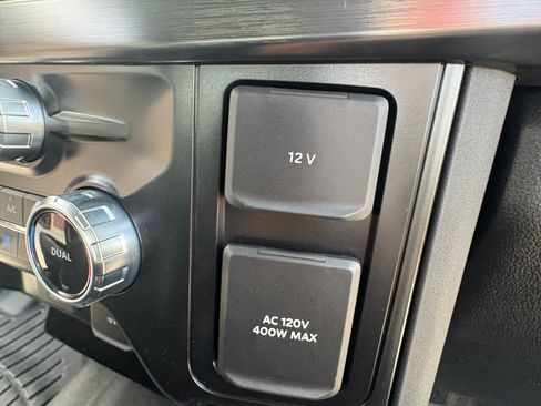 Used 2025 Ford F350 Lariat w/ FX4 Off-Road Package image 8