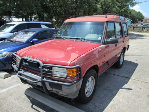 Used 1996 Land Rover Discovery SE AWD/4WD image 2