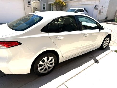 Used 2024 Toyota Corolla LE FWD image 17