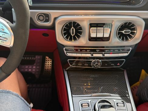 Used 2021 Mercedes-Benz G 63 AMG 4MATIC image 16