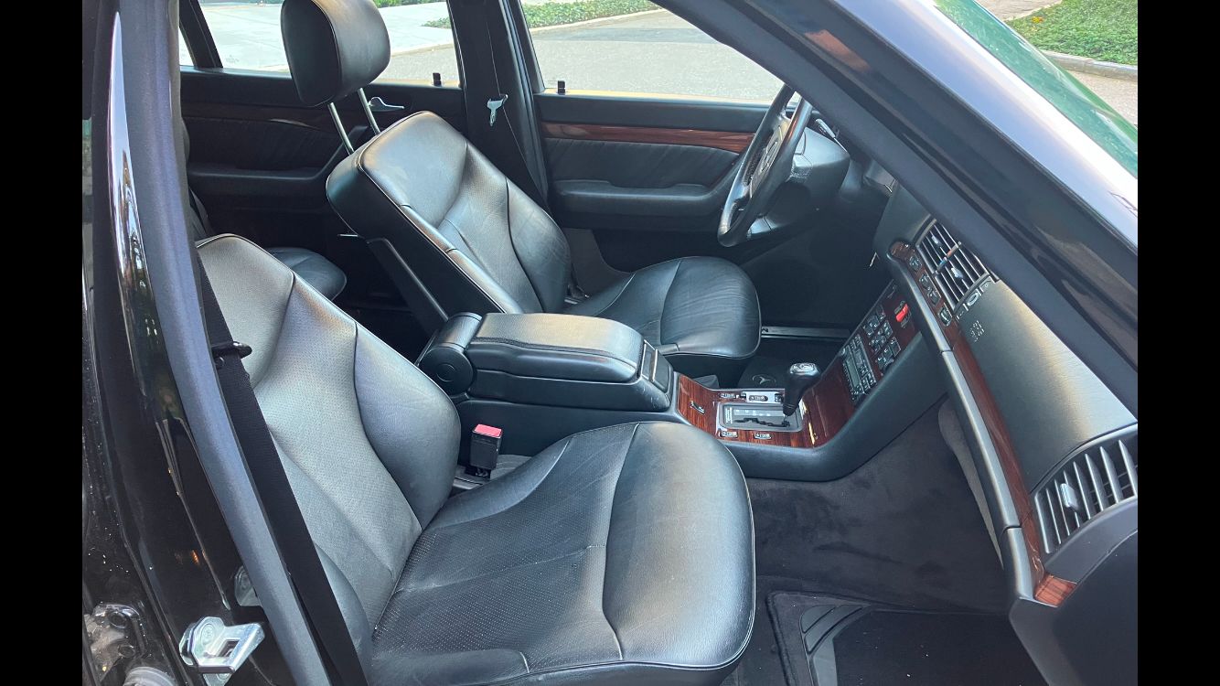 Used 1995 Mercedes-Benz S 320 image 4