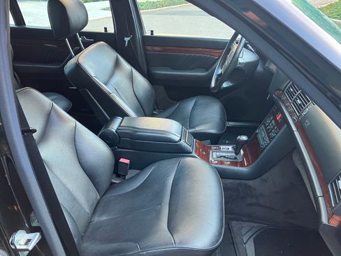 Used 1995 Mercedes-Benz S 320 image 4