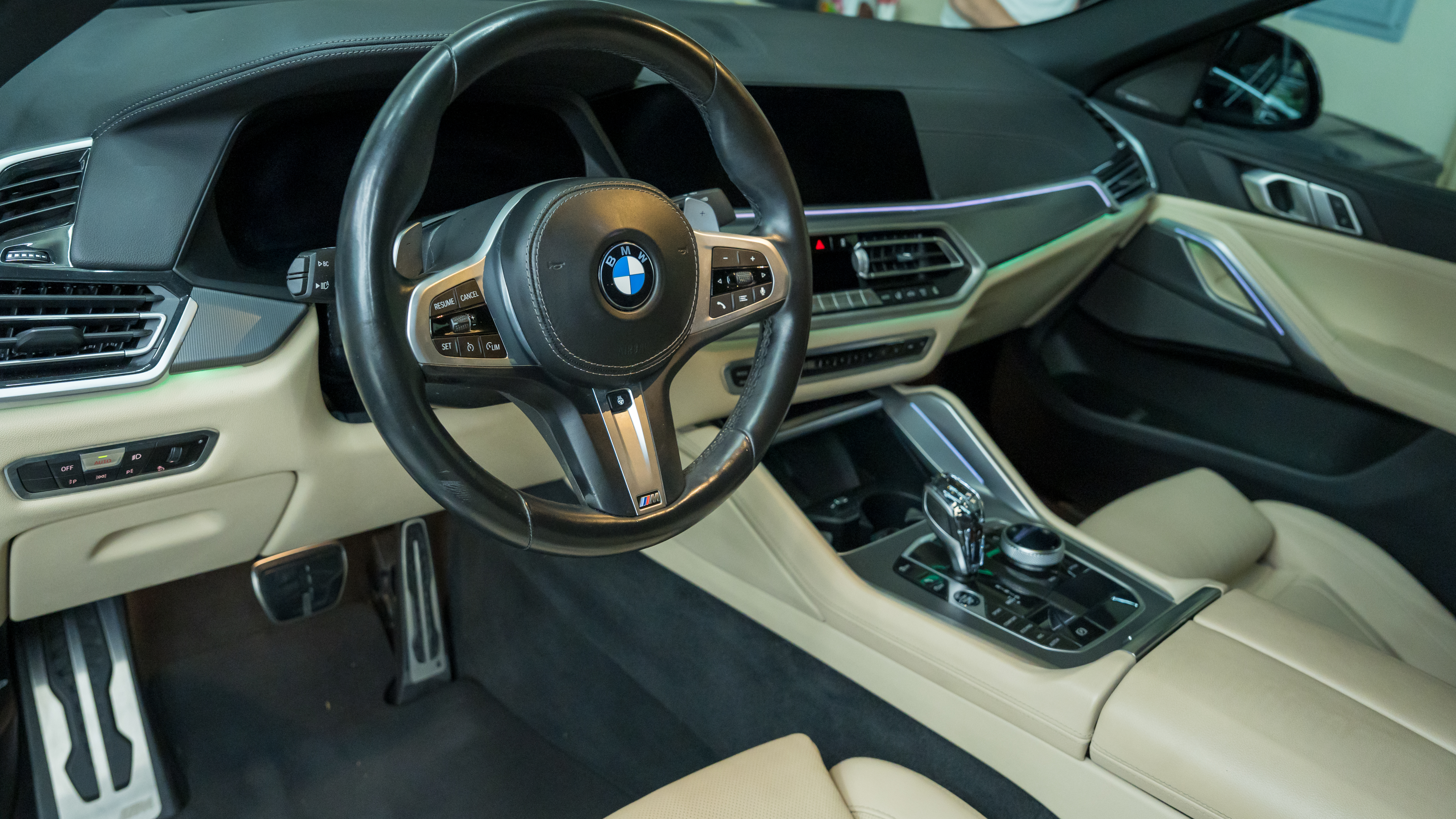 Used 2022 BMW X6 M50i w/ Executive Package AWD/4WD image 20