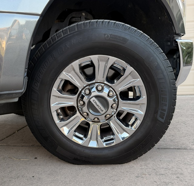 Used 2019 Ford F250 XLT w/ XLT Premium Package RWD image 9