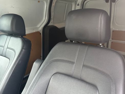 Used 2020 Ford Transit Connect XL image 17
