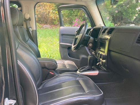 Used 2009 HUMMER H3 Luxury AWD/4WD image 15