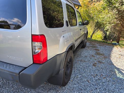 Used 2004 Nissan Xterra XE image 22