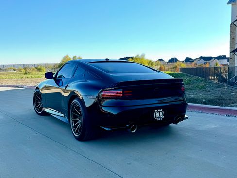 Used 2024 Nissan Z Performance w/ Floor Mat Package image 1