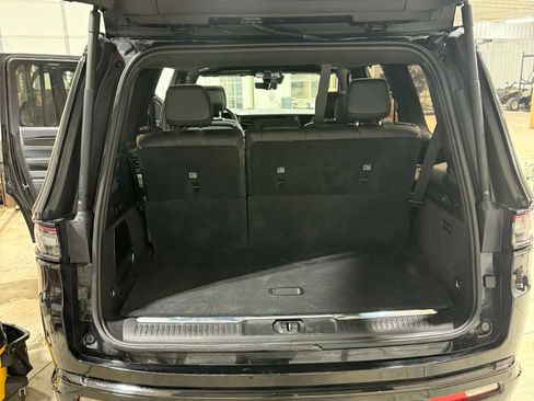 Used 2024 Jeep Grand Wagoneer Series II w/ Quick Order Packagew 28T image 16