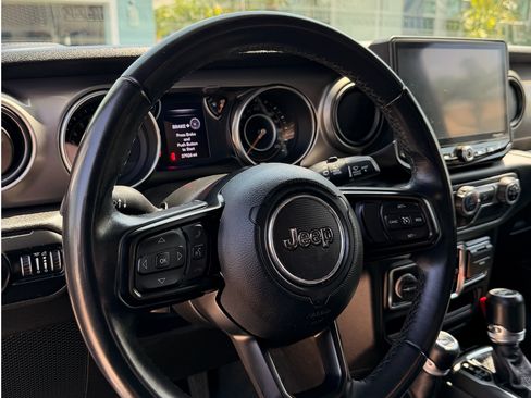 Used 2019 Jeep Wrangler Unlimited Sport S image 15