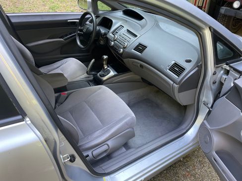 Used 2007 Honda Civic LX image 6
