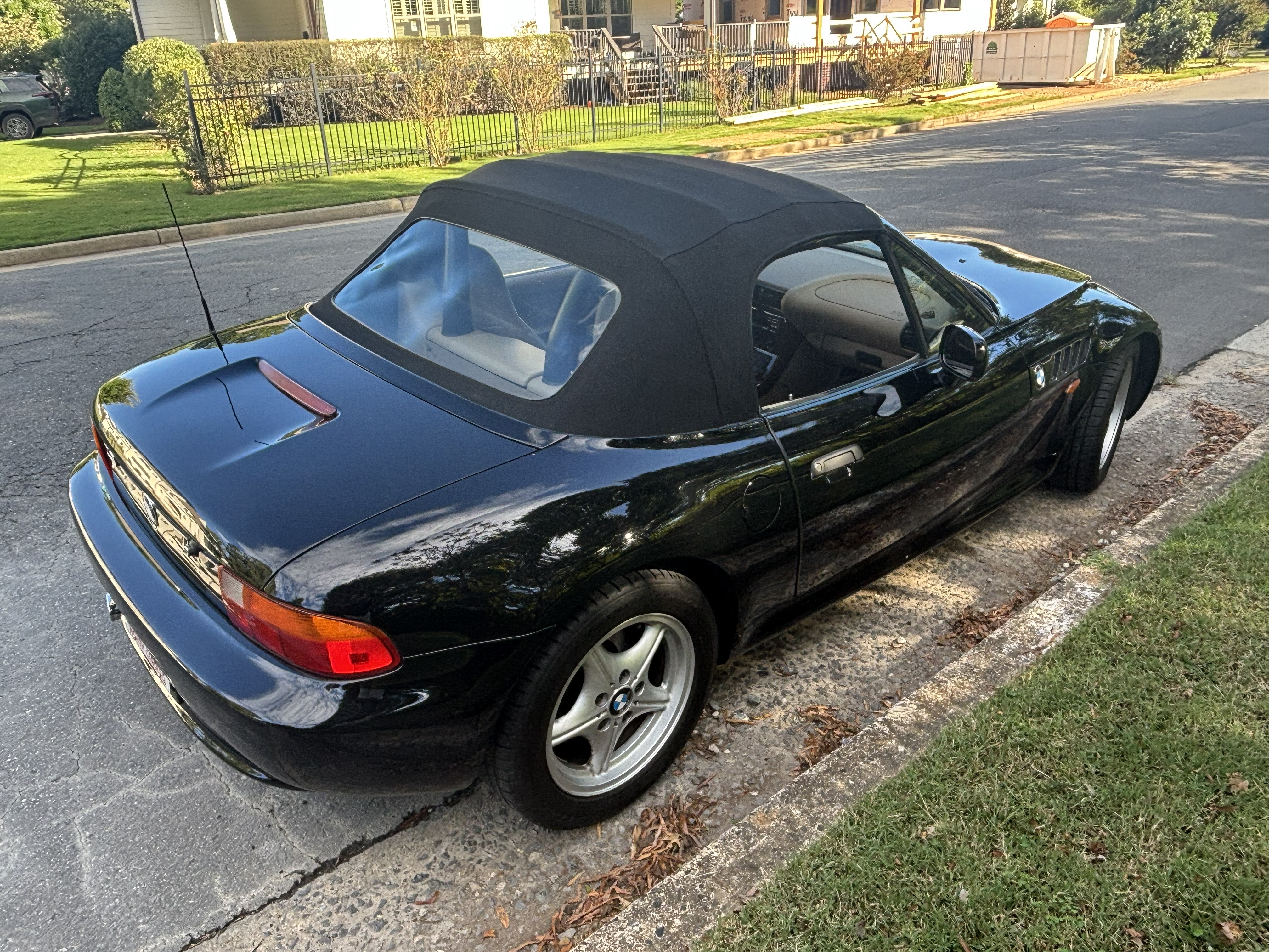 Used 1998 BMW Z3 1.9 RWD image 12
