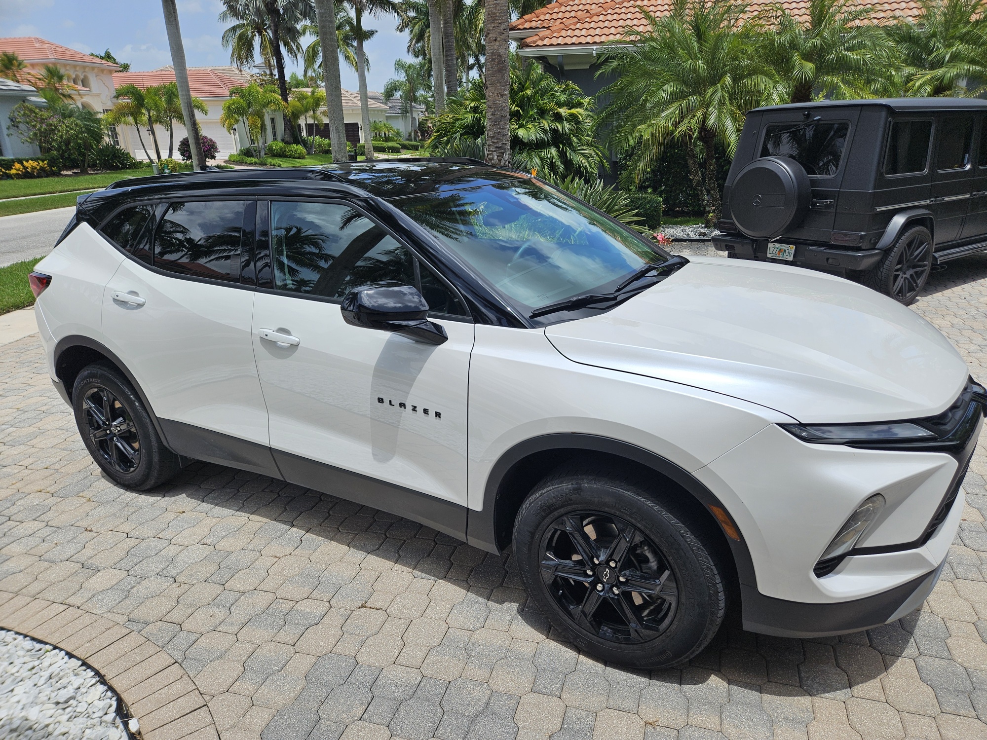 Used 2024 Chevrolet Blazer LT w/ Midnight/Sport Edition FWD image 5