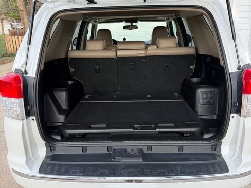 Used 2010 Toyota 4Runner Limited image 10