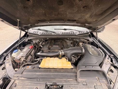 Used 2018 Ford F150 Raptor w/ Equipment Group 802A Luxury AWD/4WD image 12