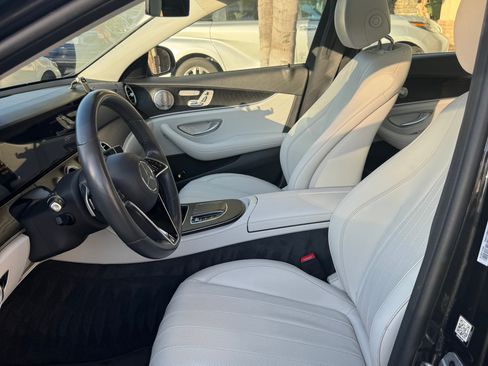 Used 2021 Mercedes-Benz E 350 Sedan image 12
