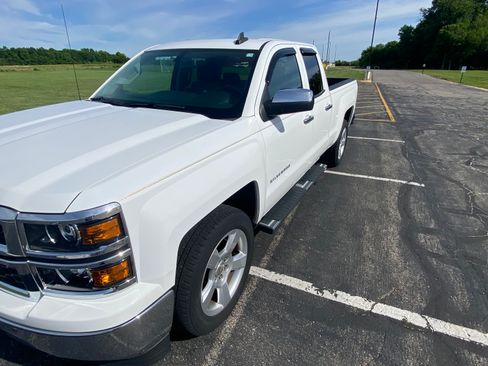 Used 2015 Chevrolet Silverado 1500 LS RWD image 4