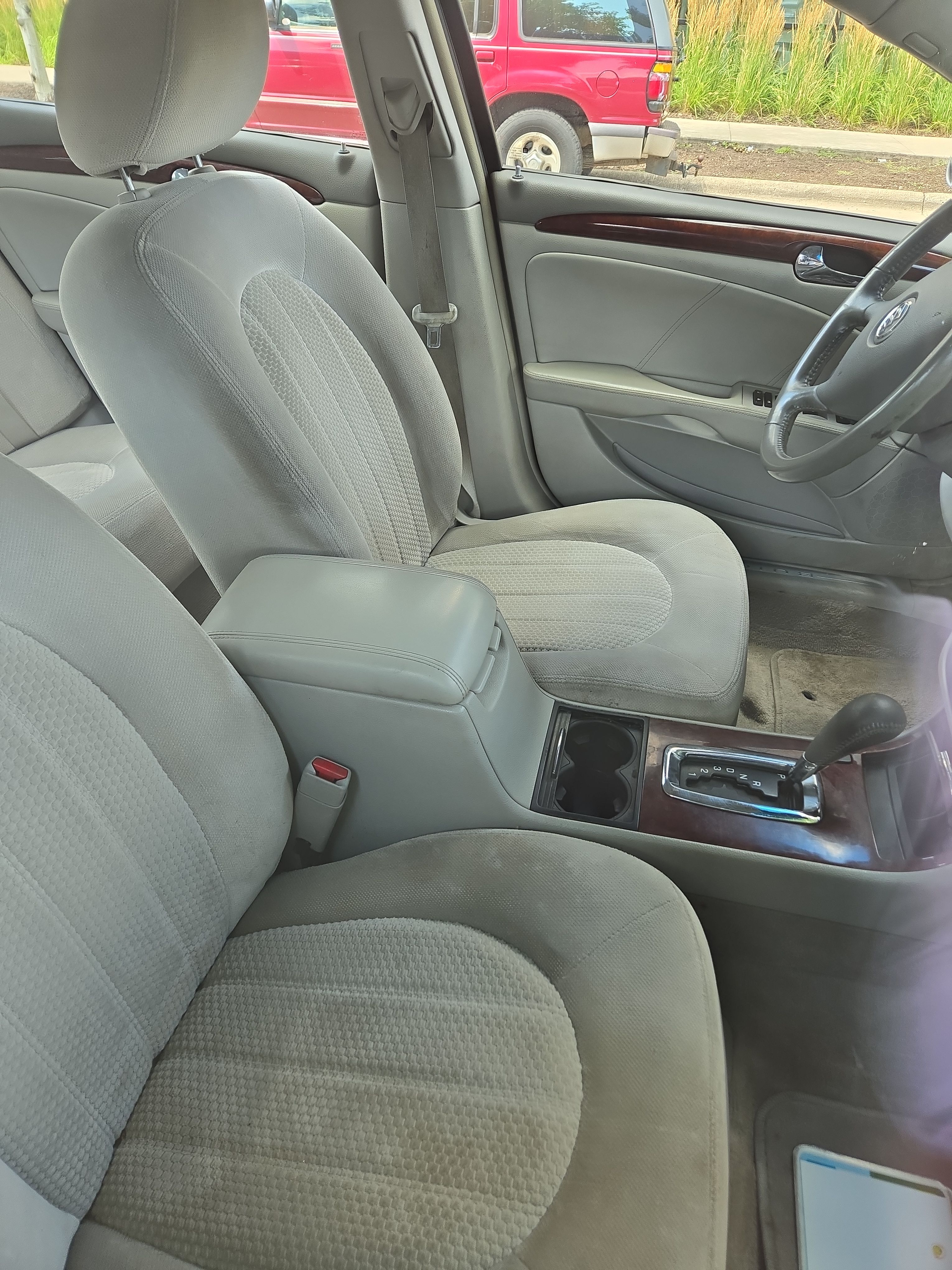 Used 2009 Buick Lucerne CX FWD image 6