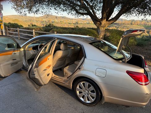 Used 2007 Toyota Avalon XL image 11