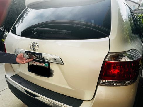 Used 2013 Toyota Highlander Plus image 5