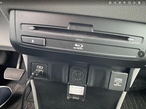 Used 2022 Honda Odyssey Elite image 13