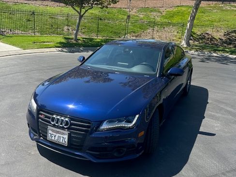 Used 2014 Audi S7 Prestige w/ Driver Assistance Package image 2