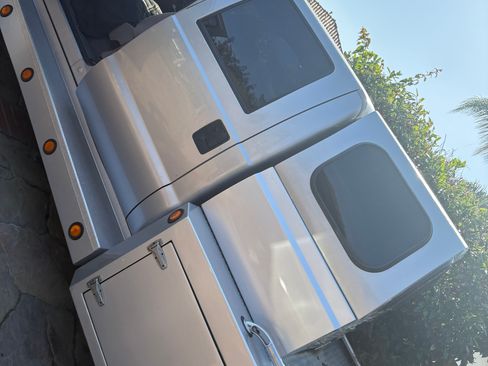 Used 1999 Ford F550 2WD Crew Cab Super Duty image 11