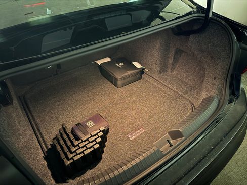 Used 2024 Volkswagen Jetta GLI Autobahn image 9