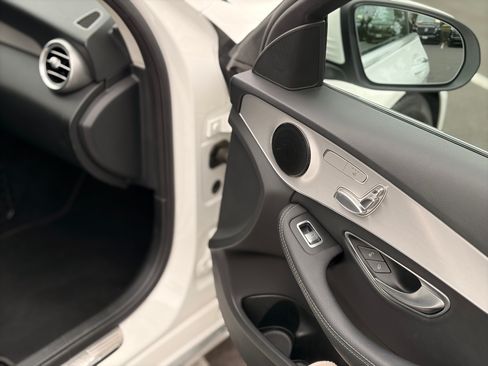 Used 2019 Mercedes-Benz C 300 Sedan image 20