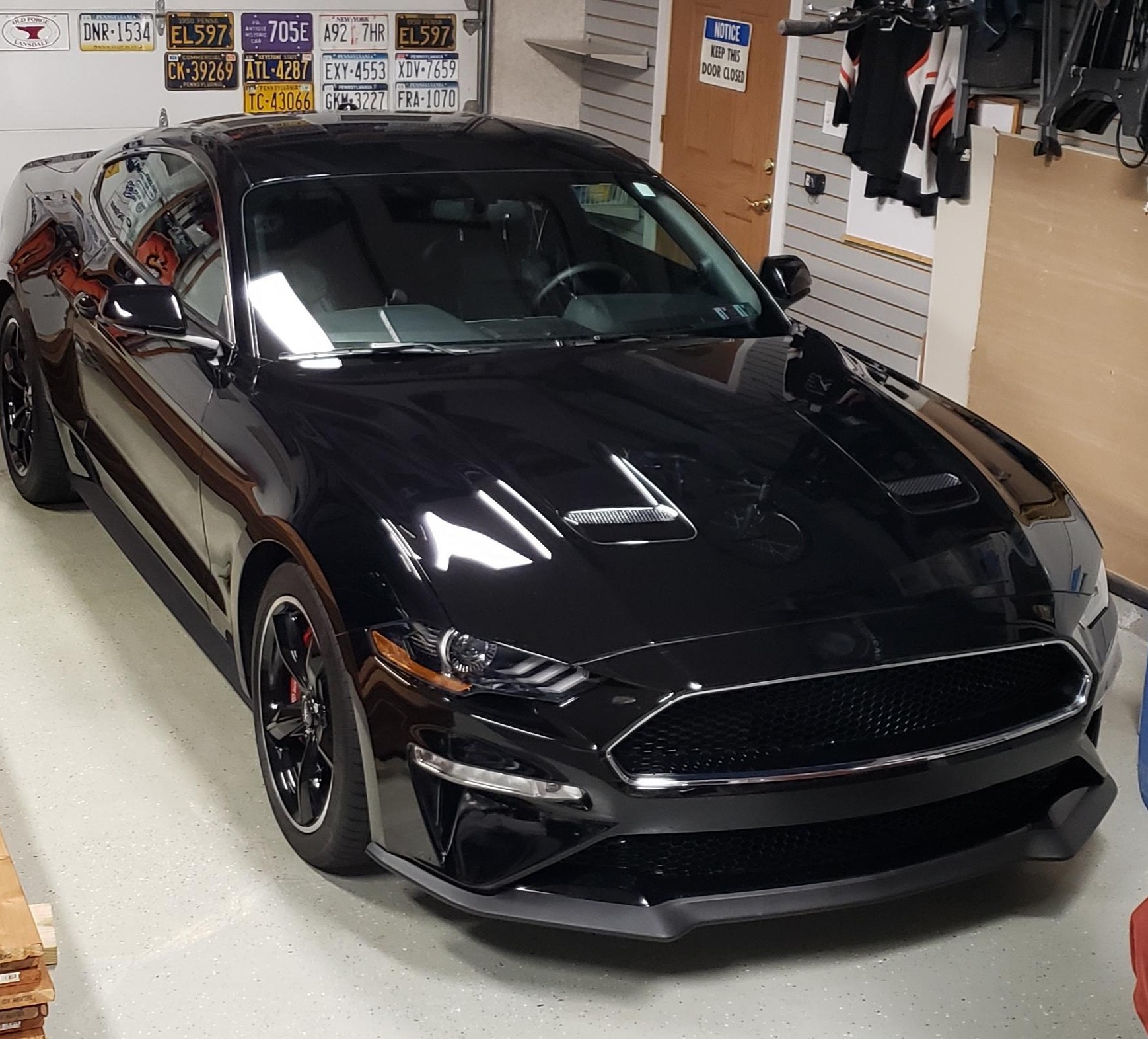 Used 2019 Ford Mustang Bullitt w/ Bullitt Electronics Package RWD image 2