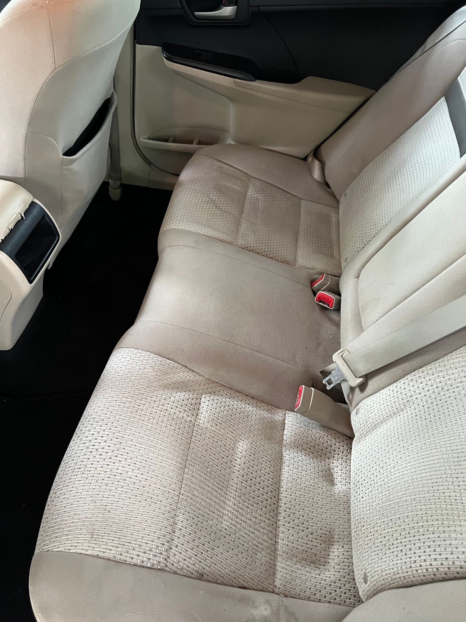 Used 2013 Toyota Camry LE FWD image 15