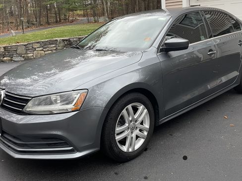Used 2017 Volkswagen Jetta S image 8