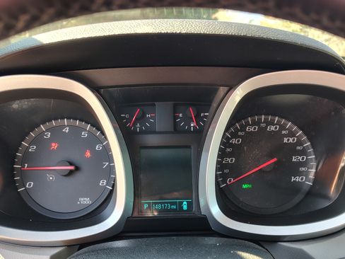 Used 2014 Chevrolet Equinox LT w/ Driver Convenience Package image 10