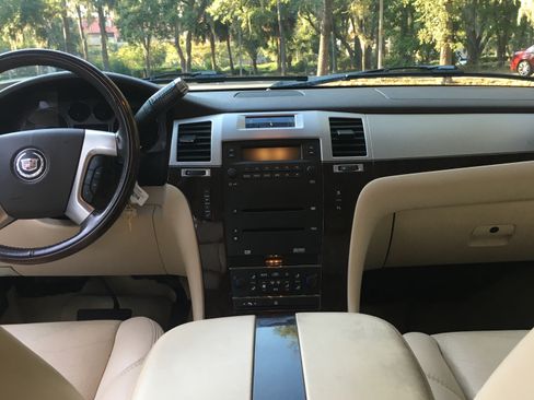 Used 2007 Cadillac Escalade 2WD image 11