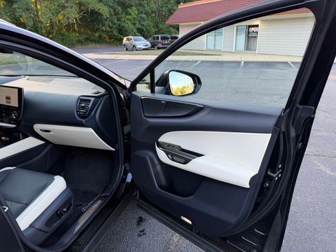 Used 2024 Lexus NX 350 AWD w/ Vision Package image 27