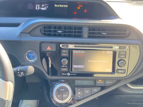 Used 2015 Toyota Prius C Four image 4