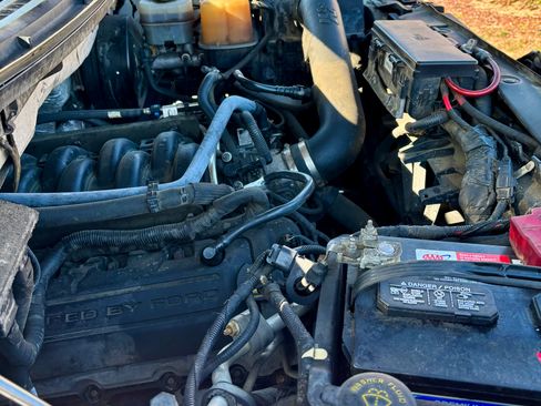 Used 2012 Ford F150 XLT w/ XLT Chrome Pkg image 27