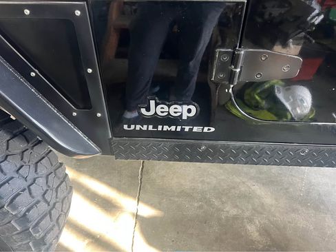 Used 2006 Jeep Wrangler Unlimited Rubicon image 12