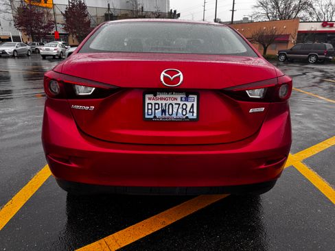 Used 2016 MAZDA MAZDA3 i Sport w/ Preferred Equipment Package image 6