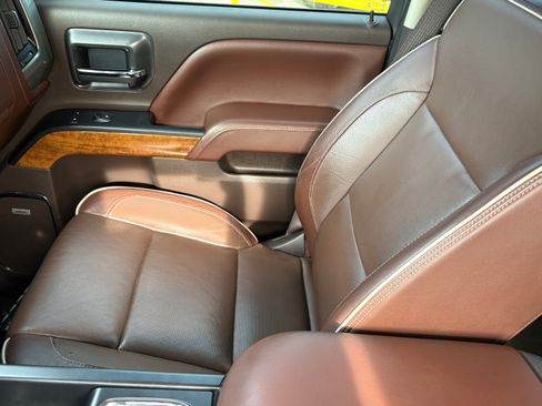 Used 2018 Chevrolet Silverado 3500 High Country w/ Duramax Plus Package image 6