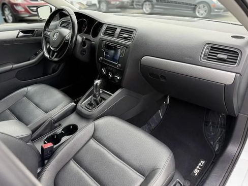 Used 2016 Volkswagen Jetta SEL w/ Lighting Package image 6