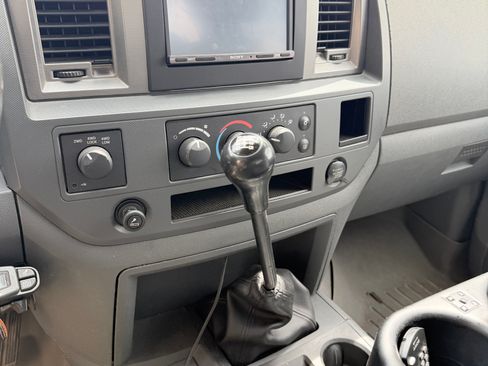 Used 2006 Dodge Ram 3500 Truck SLT image 12