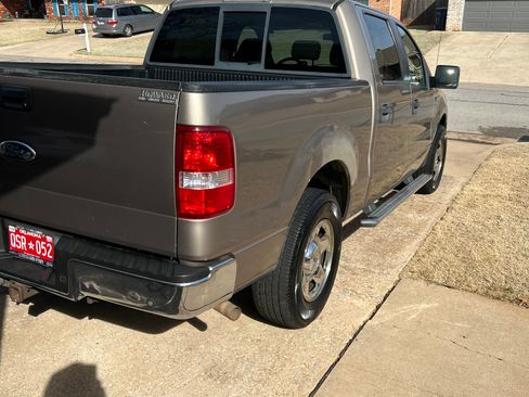 Used 2006 Ford F150 XLT image 1