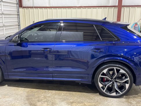 Used 2022 Audi RS Q8 Sport Utility 4D image 1