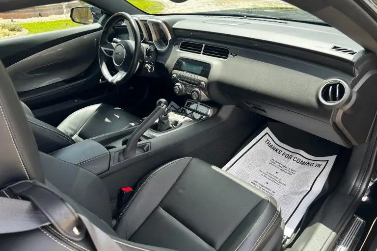 Used 2010 Chevrolet Camaro SS w/ RS Package RWD image 5