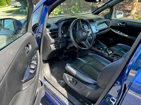 Used 2018 Nissan Leaf SL w/ SL Technology Package image 5