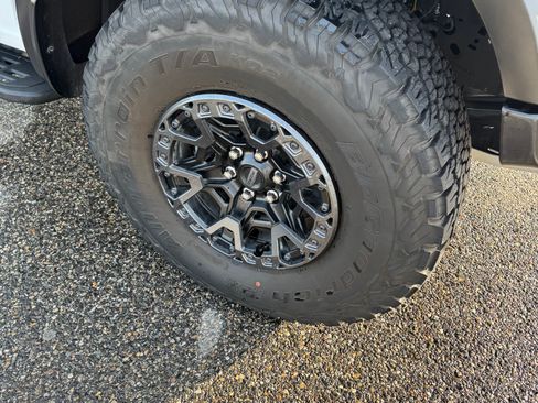 Used 2024 Ford F150 Raptor w/ Equipment Group 803A Raptor R image 9